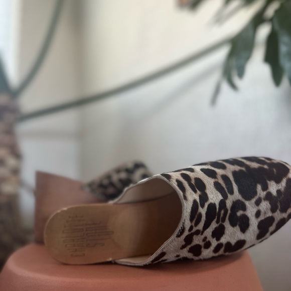 Charlotte Stone pony hair leopard clogs. Size 8. - Picture 6 of 7
